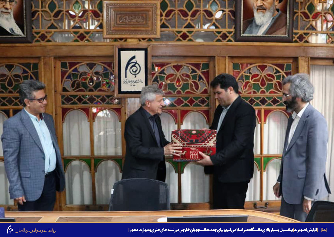 معاون بورس و امور دانشجویان خارج سازمان امور دانشجویان
